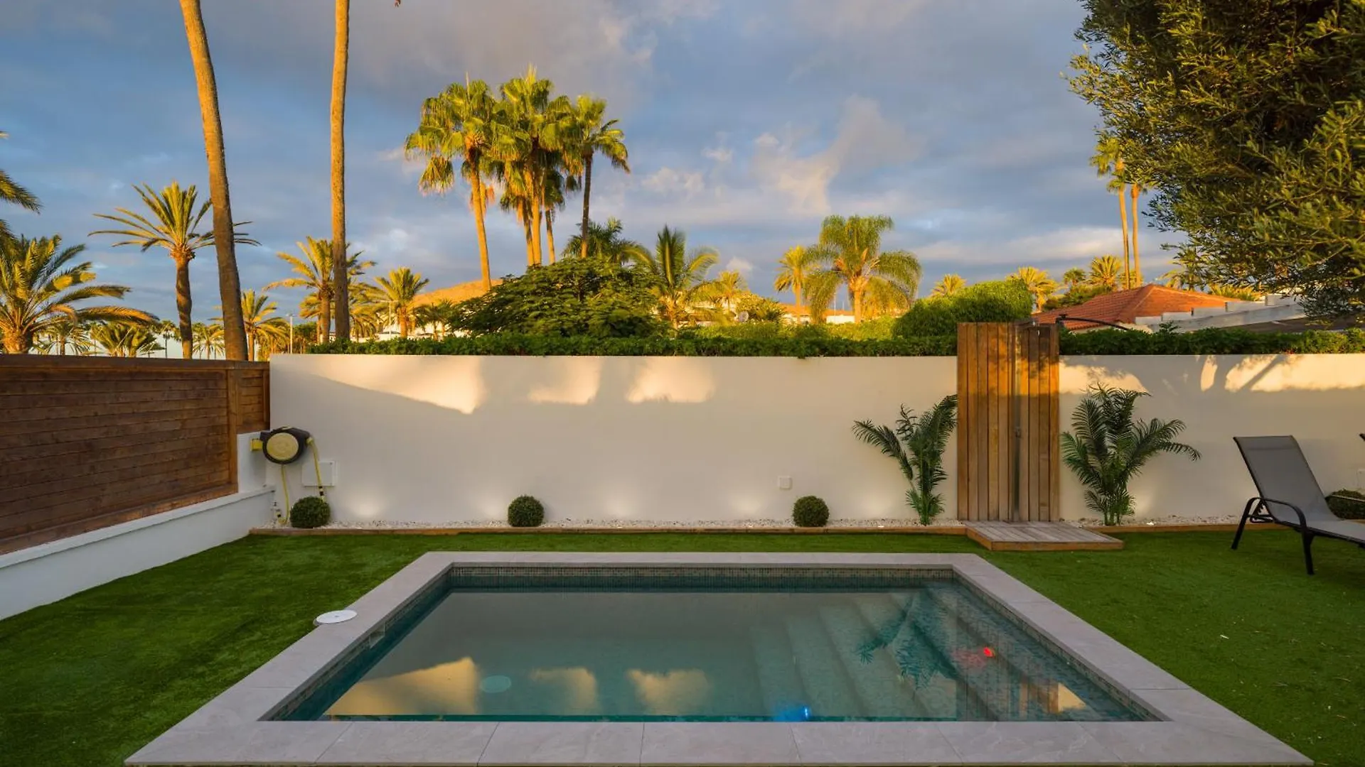 Pasito Blanco Villas ספרד