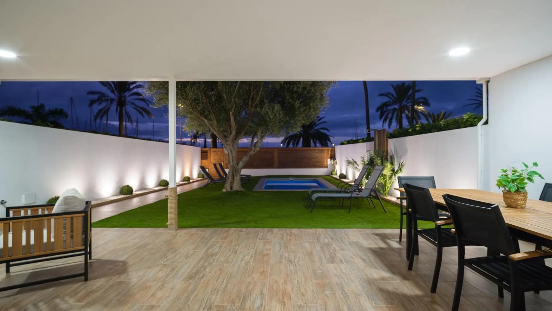 Pasito Blanco Villas